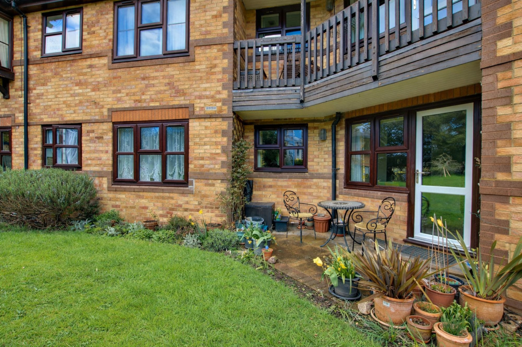 Main image of property: Stoneygate Road, Stoneycroft, LE2