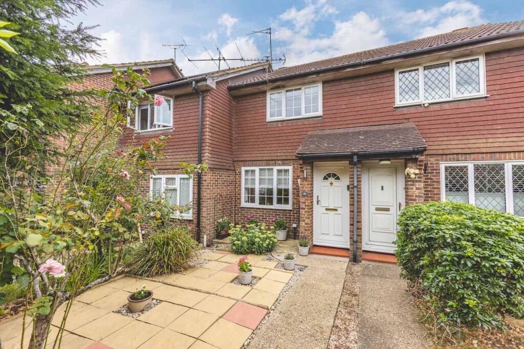 Main image of property: Avebury, Slough, SL1