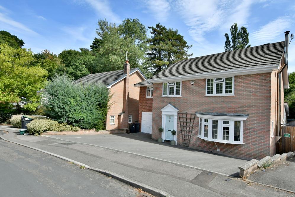 Main image of property: Poplar Close, Wimborne, BH21 1TL