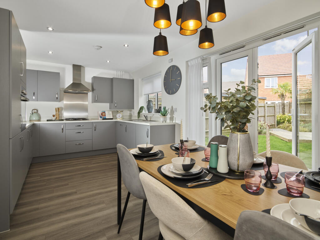 Stortford Road,
Dunmow,
CM6 1WY photo 2