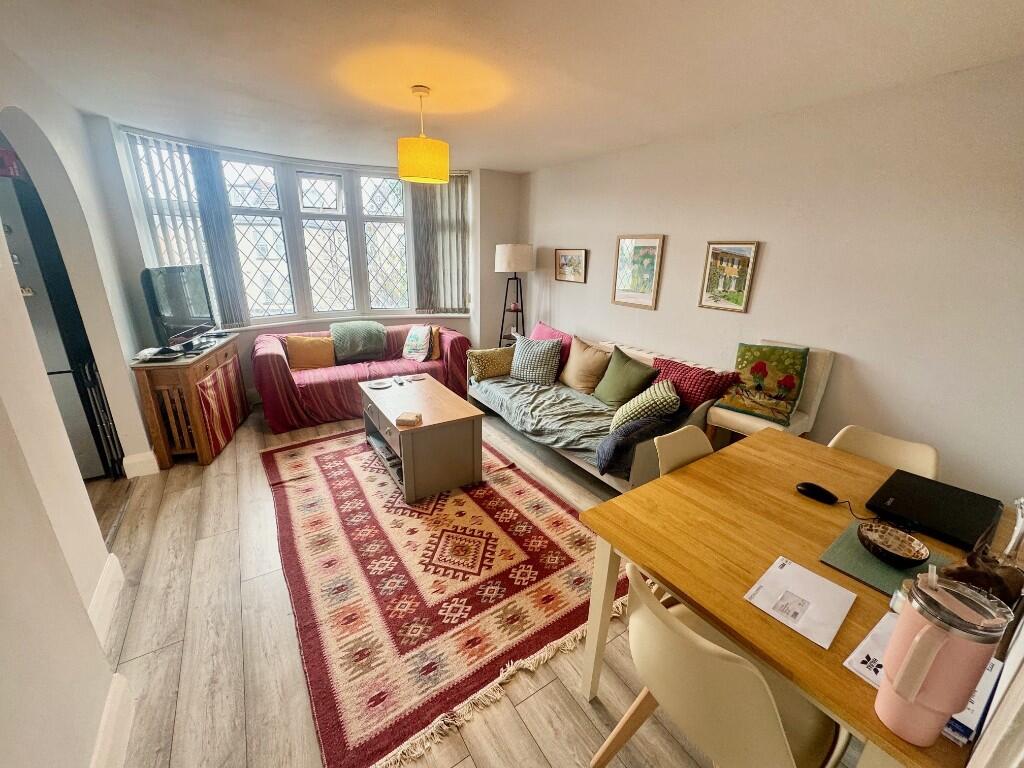 Apartment in Christchurch, Pokesdown, Bournemouth - View 3