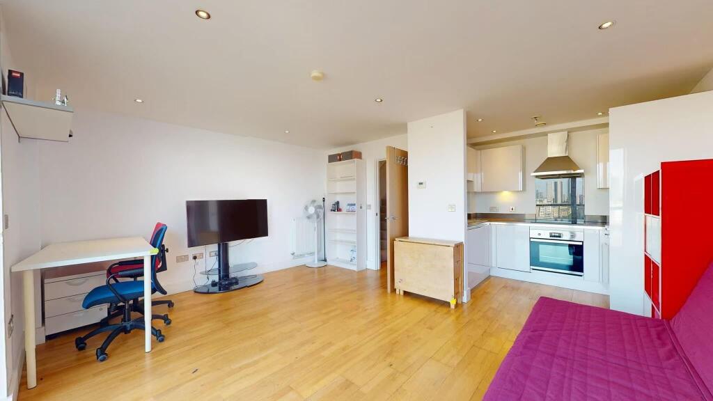 Apartment in London - View 3