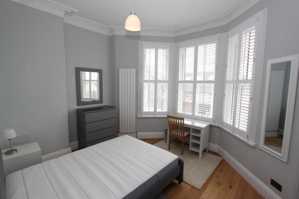 Apartment in Plymouth - View 5