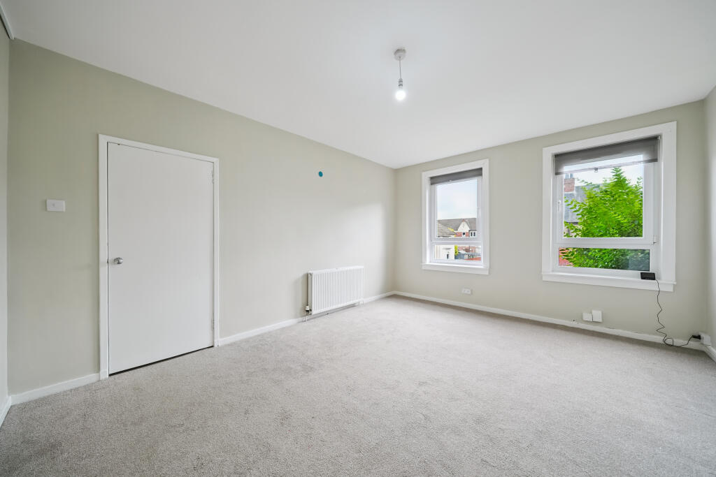 Apartment in Motherwell, South Lanarkshire - View 2