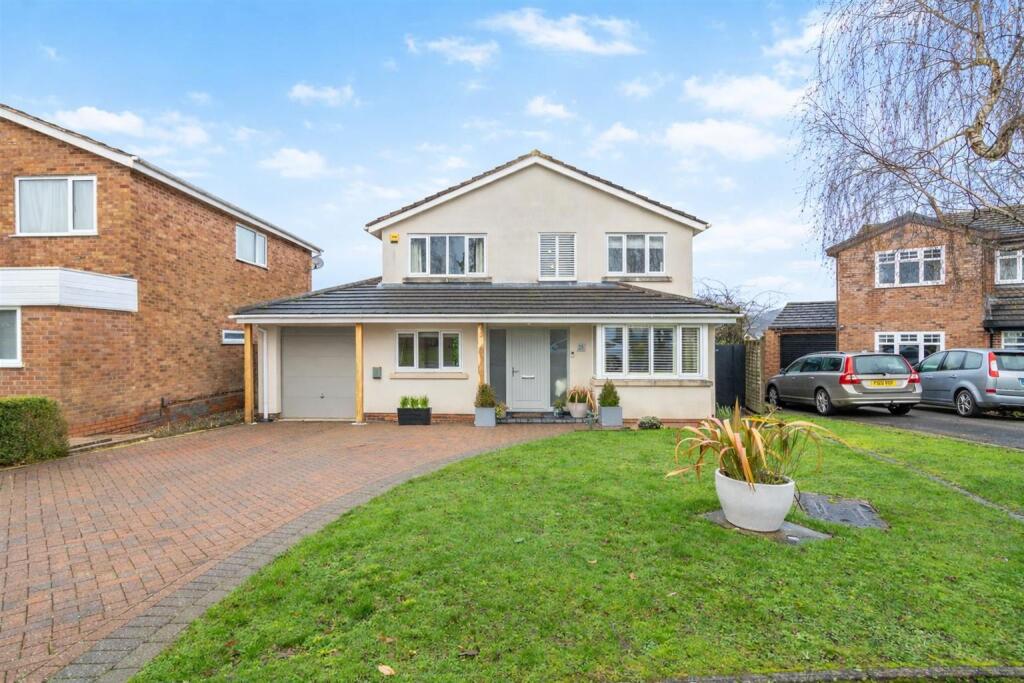 Main image of property: Hollywell Road, Knowle