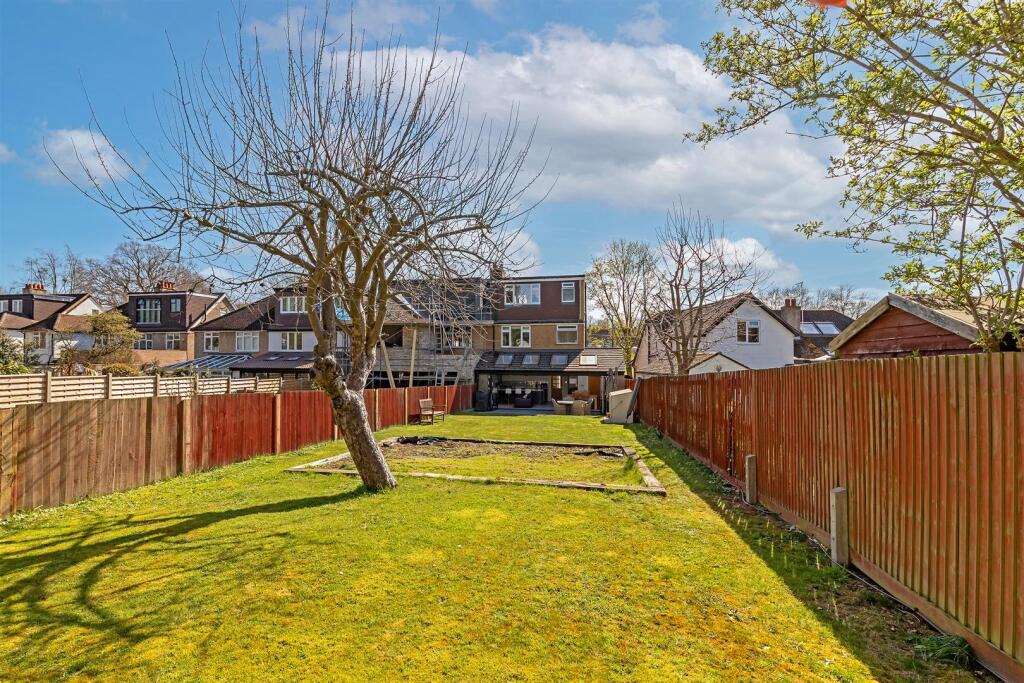 Additional image 17 of Batchwood Drive, St Albans