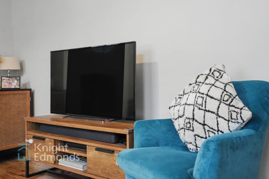 House in Maidstone, Kent - View 5