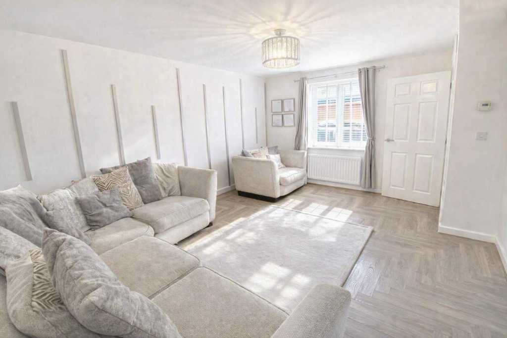 Foxglove Way, Dudley, DY3 photo 4
