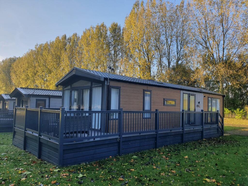 2-bed caravan on Victory Lakewood , Yorkshire and the Humber, 20 Royal Westmoreland Drive, Allerthorpe, YO42, United Kingdom, £66,000