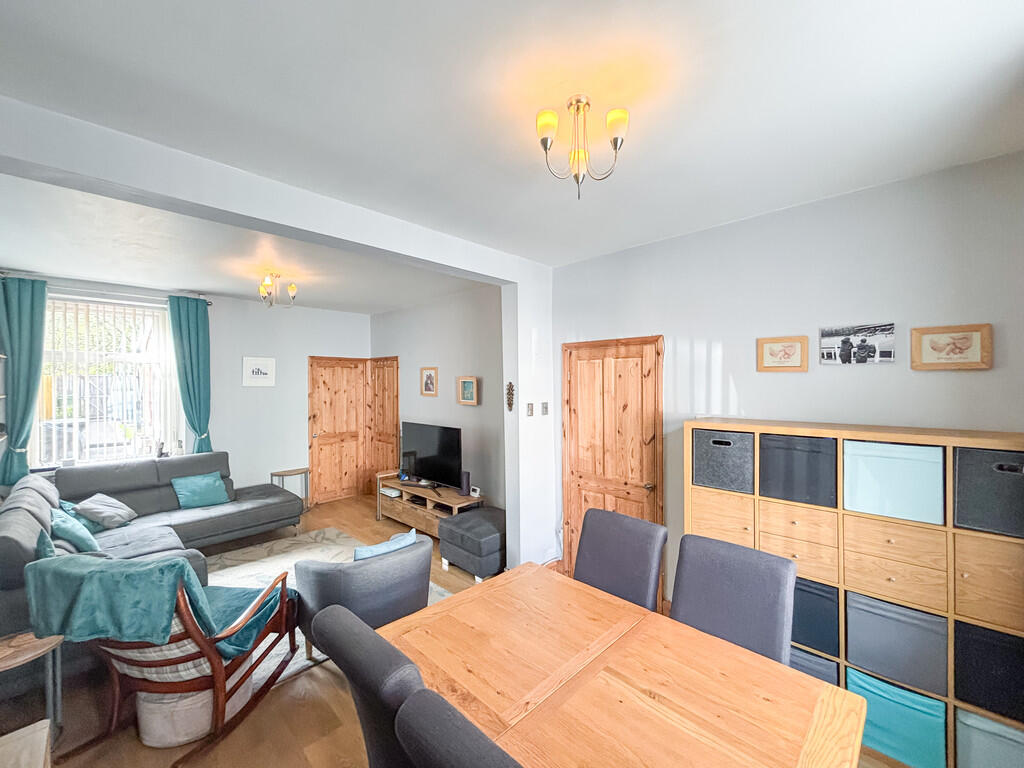 House in Hengoed, Ystrad Mynach, Gelligaer - View 5