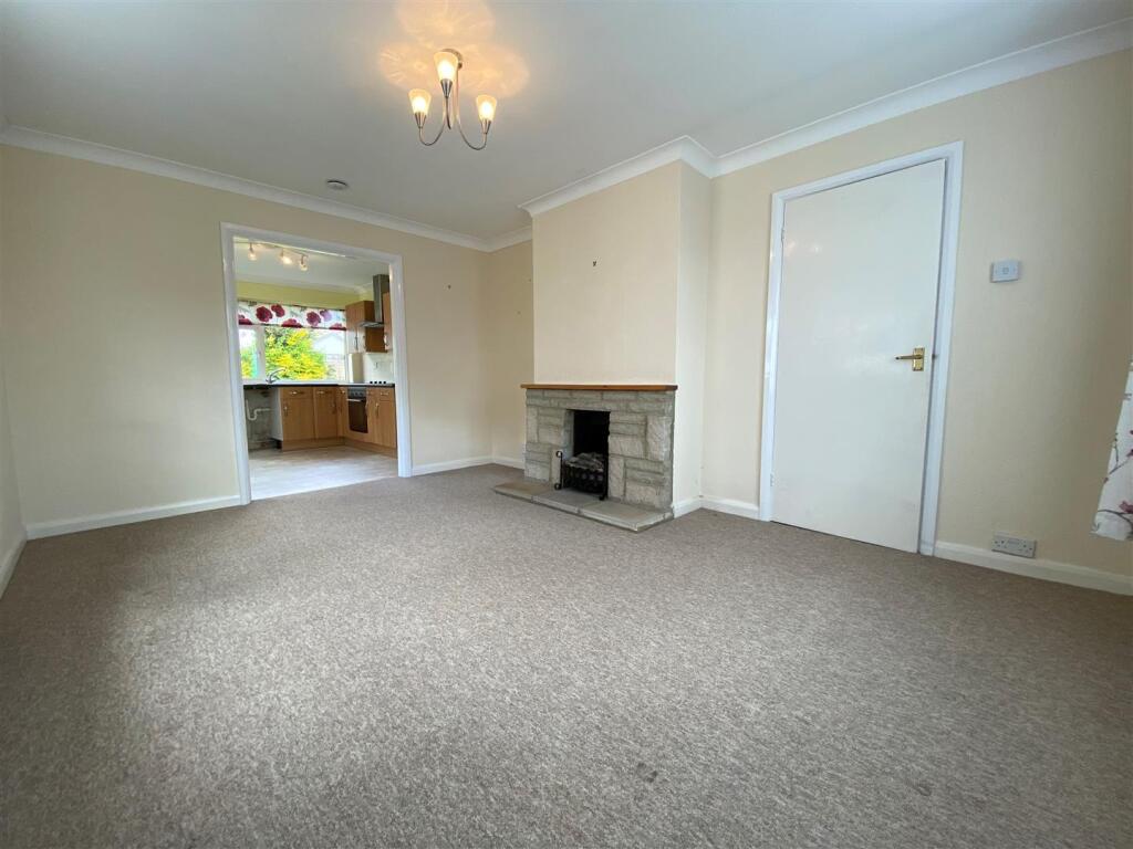 Ashwood Close, Hayling Island photo 4