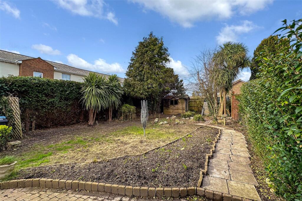 Station Road, Rustington, Littlehampton, West Sussex photo 3