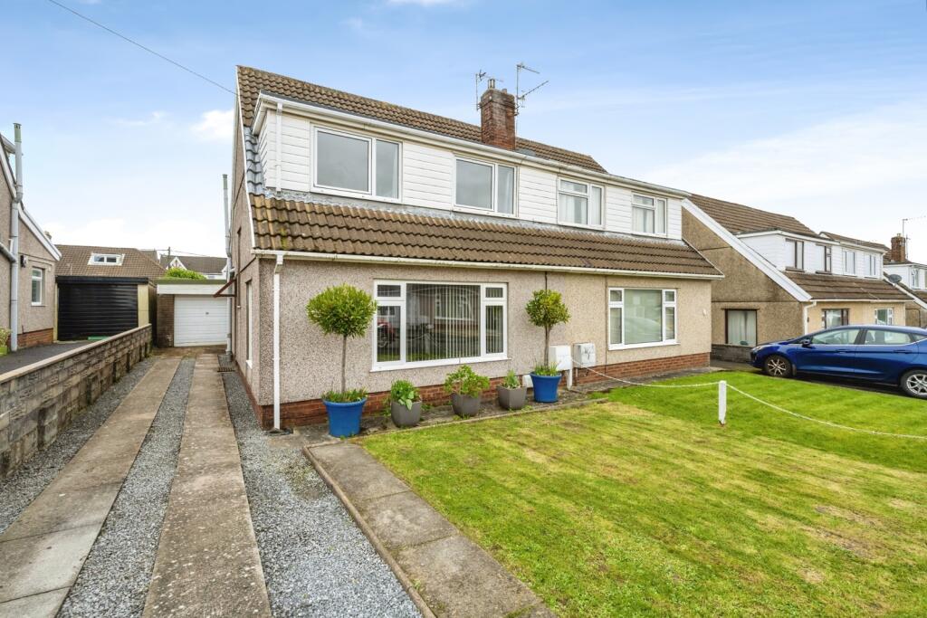Main image of property: Heol Maes Y Bryn, Loughor, Swansea, SA4