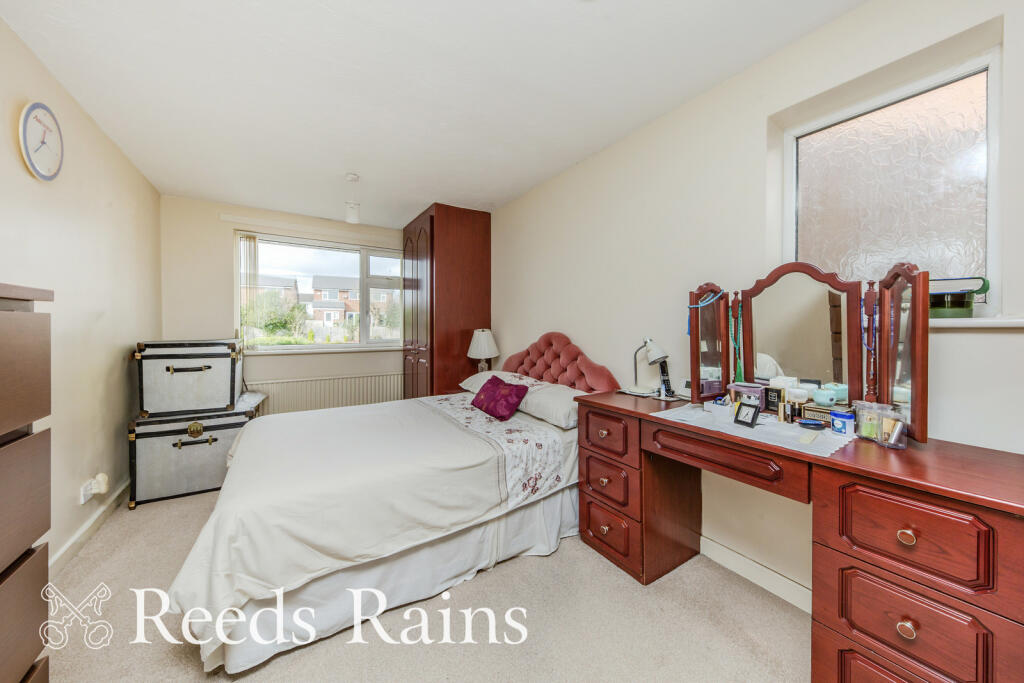 Woodstock Close, Macclesfield, Cheshire, SK10 photo 4