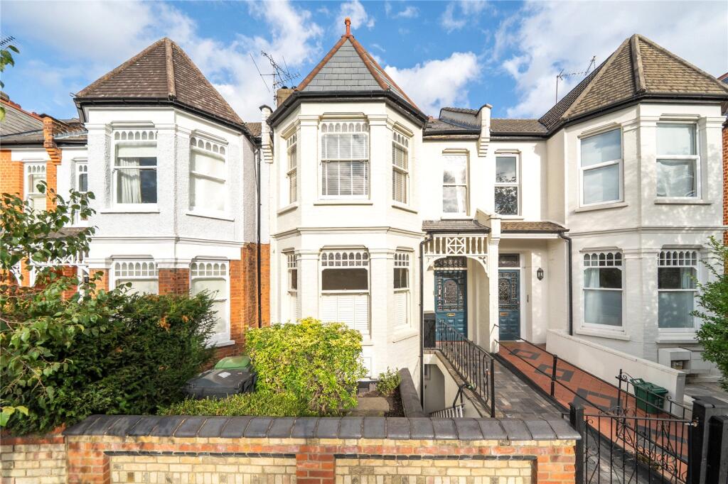 Main image of property: Rosebery Road, London, N10