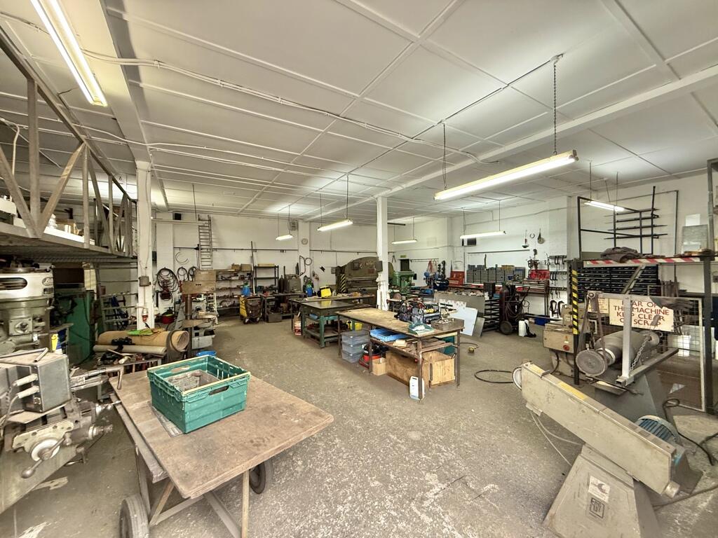 Photo 4