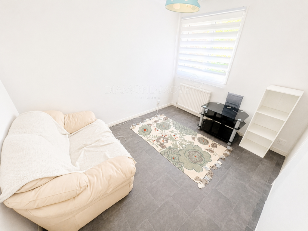 Apartment in Twickenham - View 4