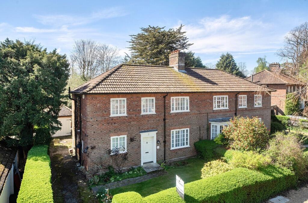 Main image of property: Uplands Way, Highfield, Southampton, Hampshire, SO17