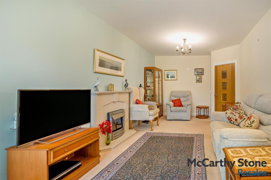 Apartment in Swainswick, Bath and North East Somerset - More