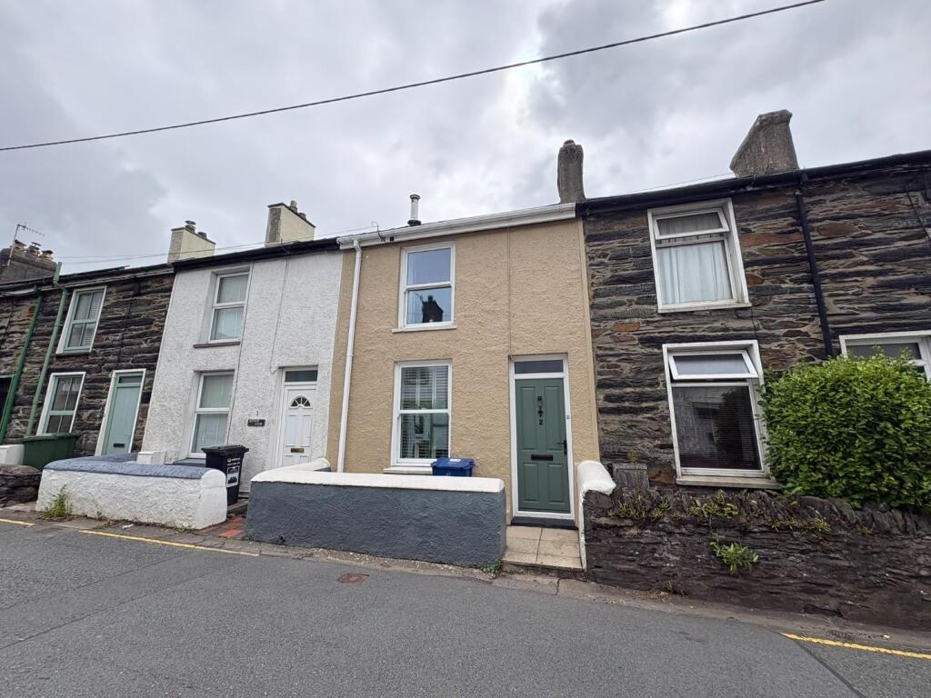 Main image of property: Penlan Terrace, Penrhyndeudraeth