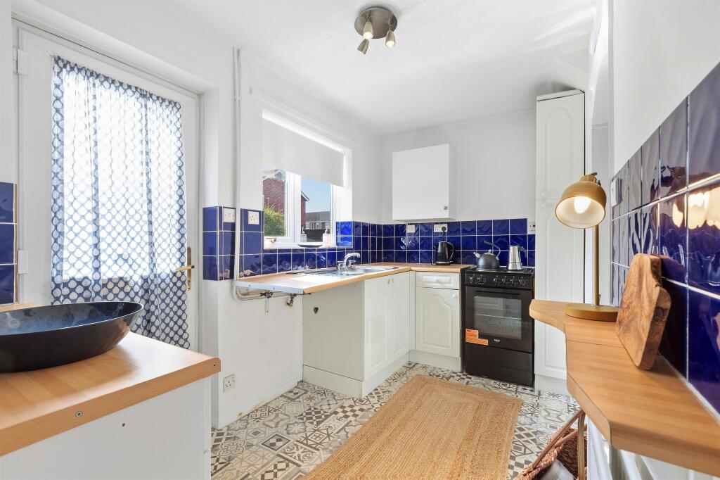 House in South Kesteven, Stamford - View 4