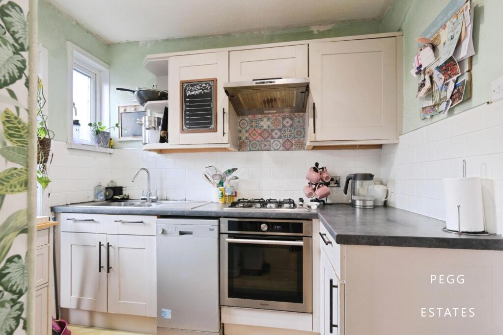 House in Torquay, Plainmoor - View 3