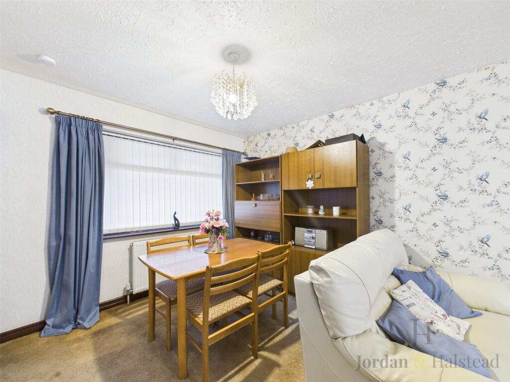 Weaver Road, Frodsham, Cheshire, WA6 - Viac