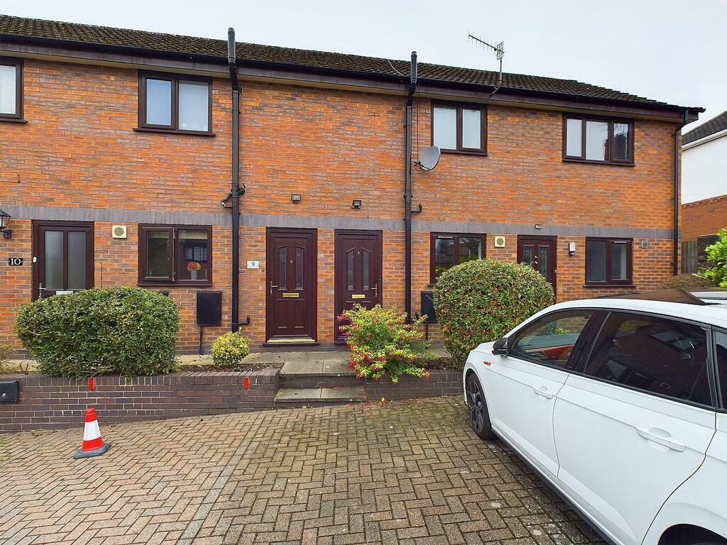 Main image of property: Flat 8, Shallowford Court, Etruria Vale Road, Stoke-On-Trent, Staffordshire ST1 4DD