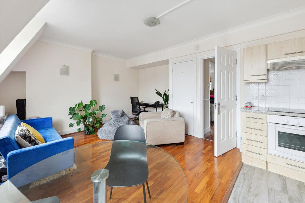 Main image of property: St John's Wood High Street, London NW8