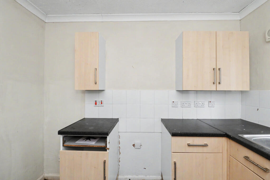 Apartment in Ashfield, Kirkby-in-Ashfield, Sutton-in-Ashfield - View 5