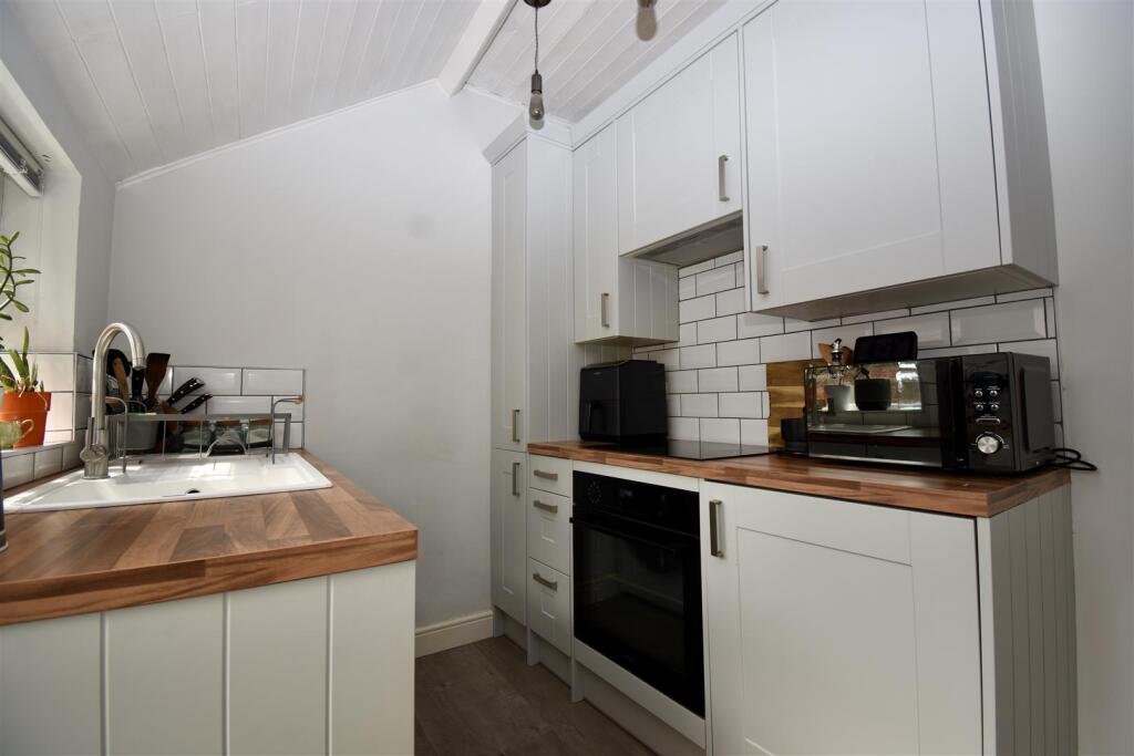 12, Wold Street, Norton, Malton photo 2
