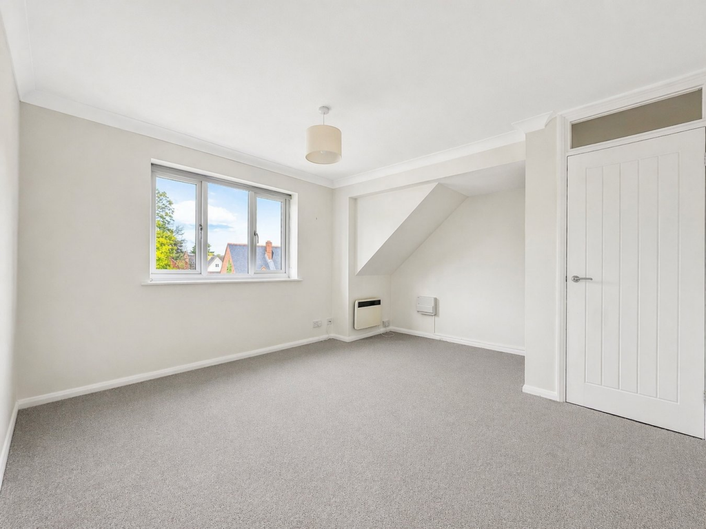 Brooklands Walk, Chelmsford, CM2 - View 4