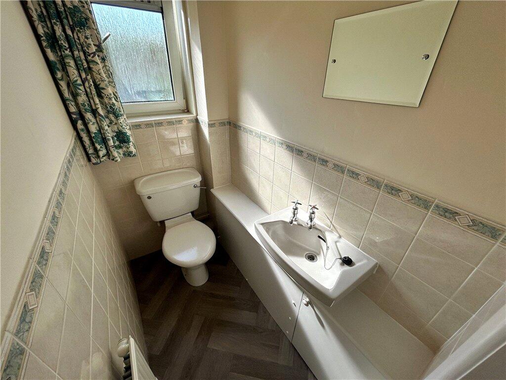 House in Southampton - More