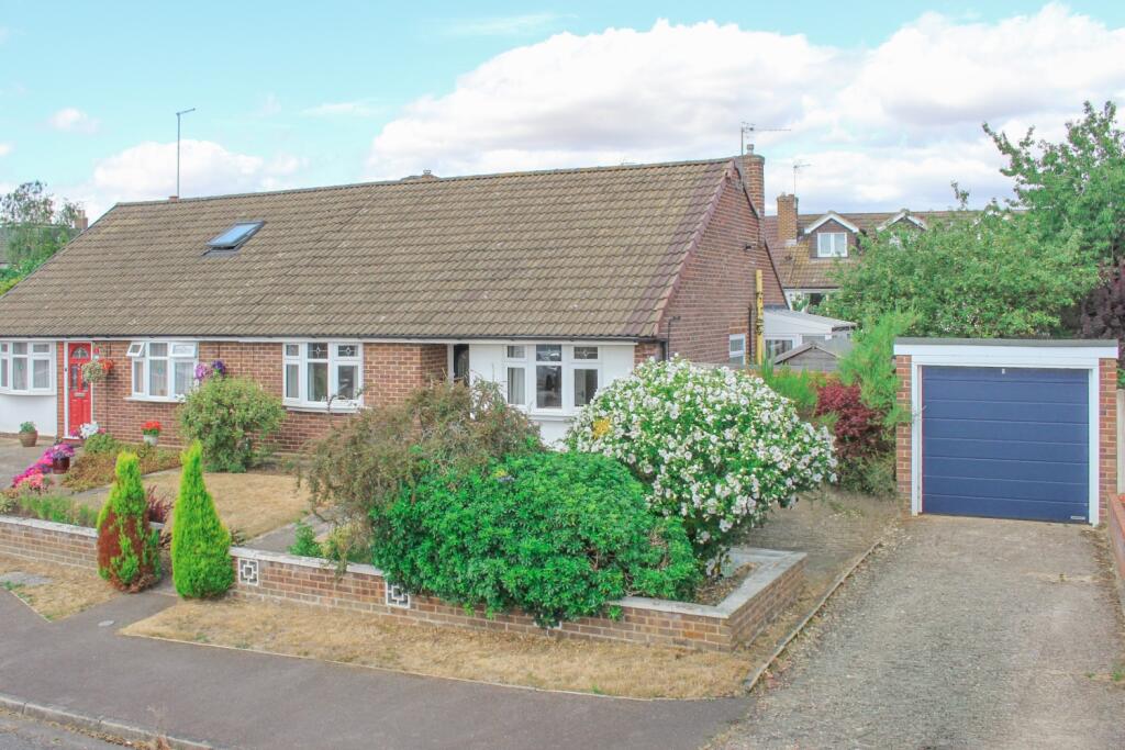 Main image of property: Miles Avenue, Leighton Buzzard, LU7