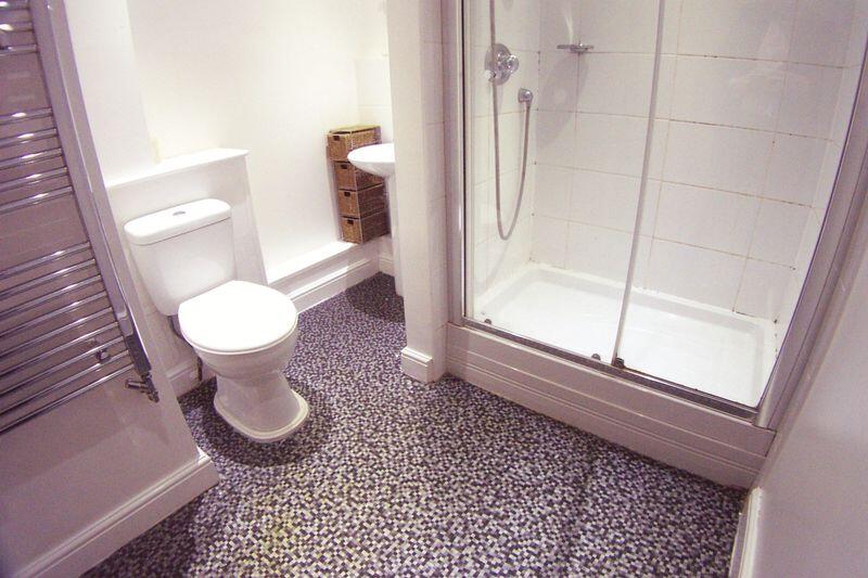 Apartment in Leeds - View 5