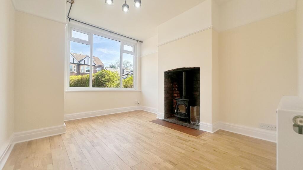 Brookside Avenue, Poynton, SK12 photo 2