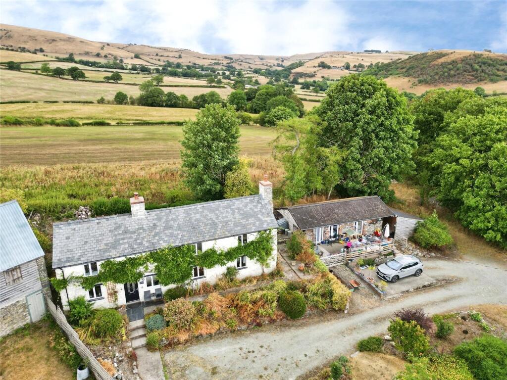 Main image of property: Llanrhaeadr Ym Mochnant, Oswestry, Powys, SY10