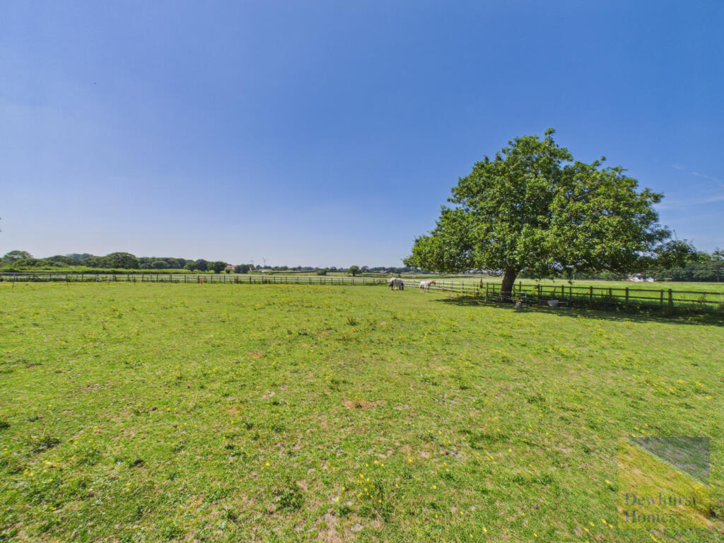 Poultons Farm, Longmoor Lane, Preston, PR3 - View 3