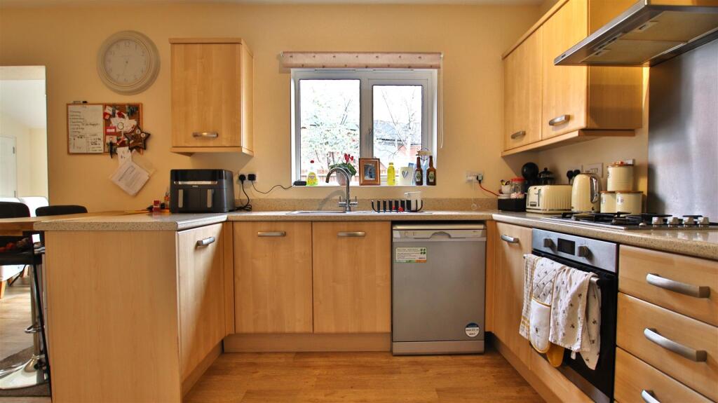 House in Tewkesbury - View 3