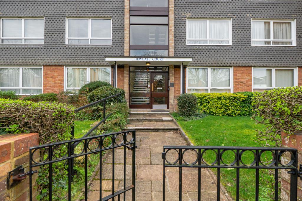 Main image of property: Hewgate Court, Henley-On-Thames, RG9