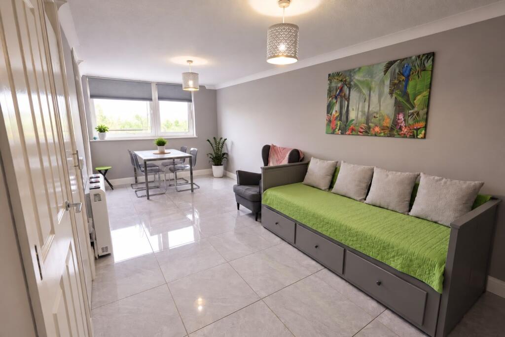 Apartment in Bromley