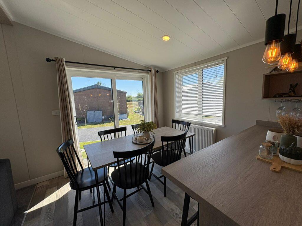 House in York - View 5