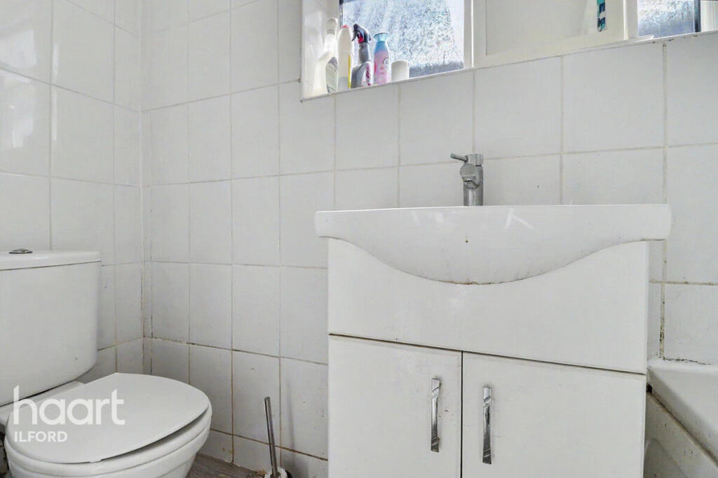 Main image of property: Claybury Broadway, ILFORD