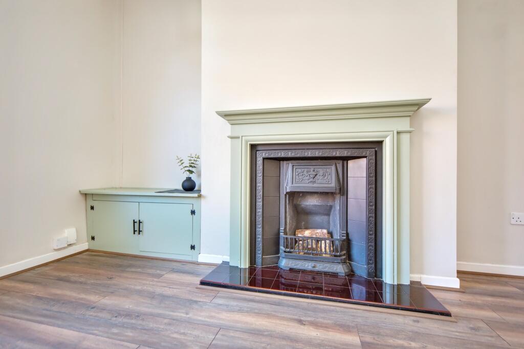 House in Wigan, Greater Manchester - More