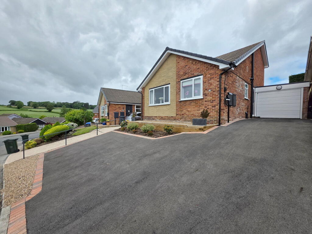 Main image of property: Strafford Walk, Dodworth, Barnsley, S75 3RB
