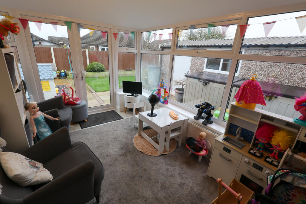 House in Fylde, Freckleton - More