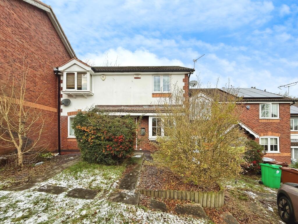 Main image of property: Hazelbank Avenue, Nottingham, NG3 3EY
