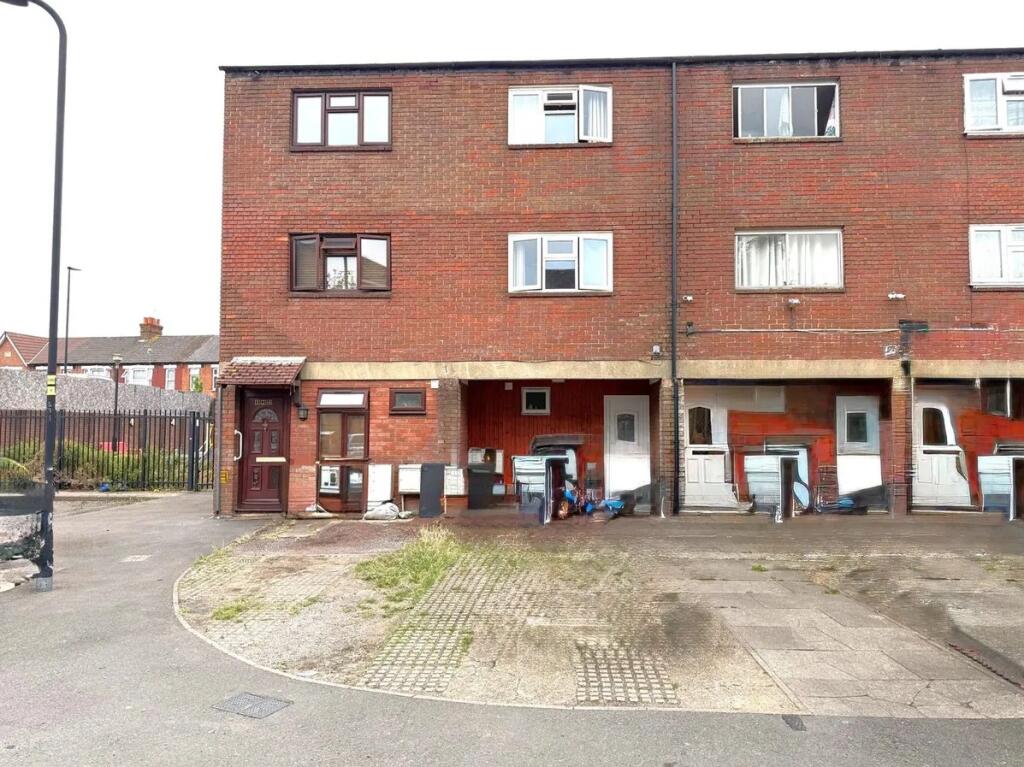 Main image of property: Western Road, Southall, Ealing