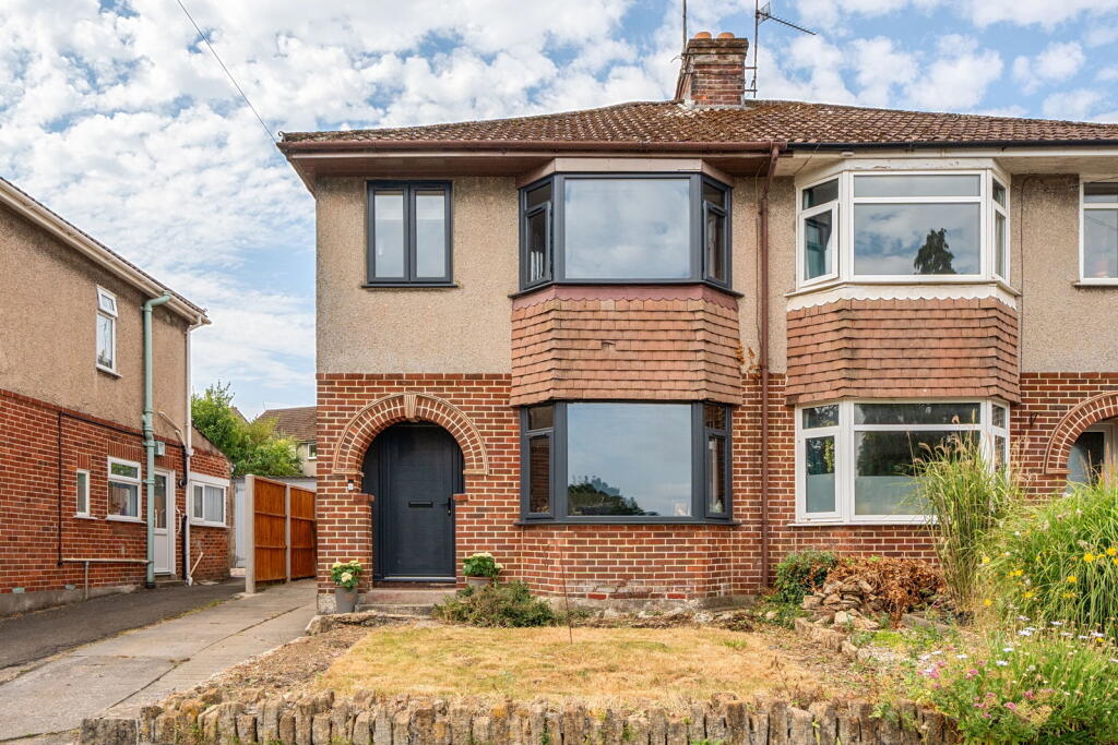 Vallis Road, Frome BA11 3EE
