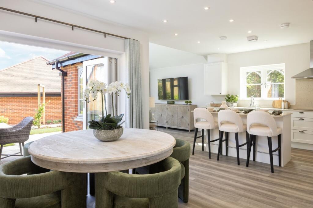 Oakwood Park, Oakley Lane, Wimborne, Dorset, BH21 - View 3